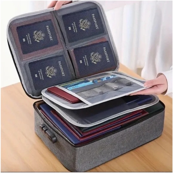 T420 SECURELOK Waterproof & Fireproof Large Capacity Lockable Storage Bag